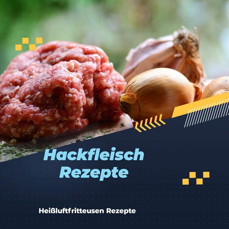 Nahaufnahme von Hackfleisch, Zwiebeln und Knoblauch auf einem Schneidebrett